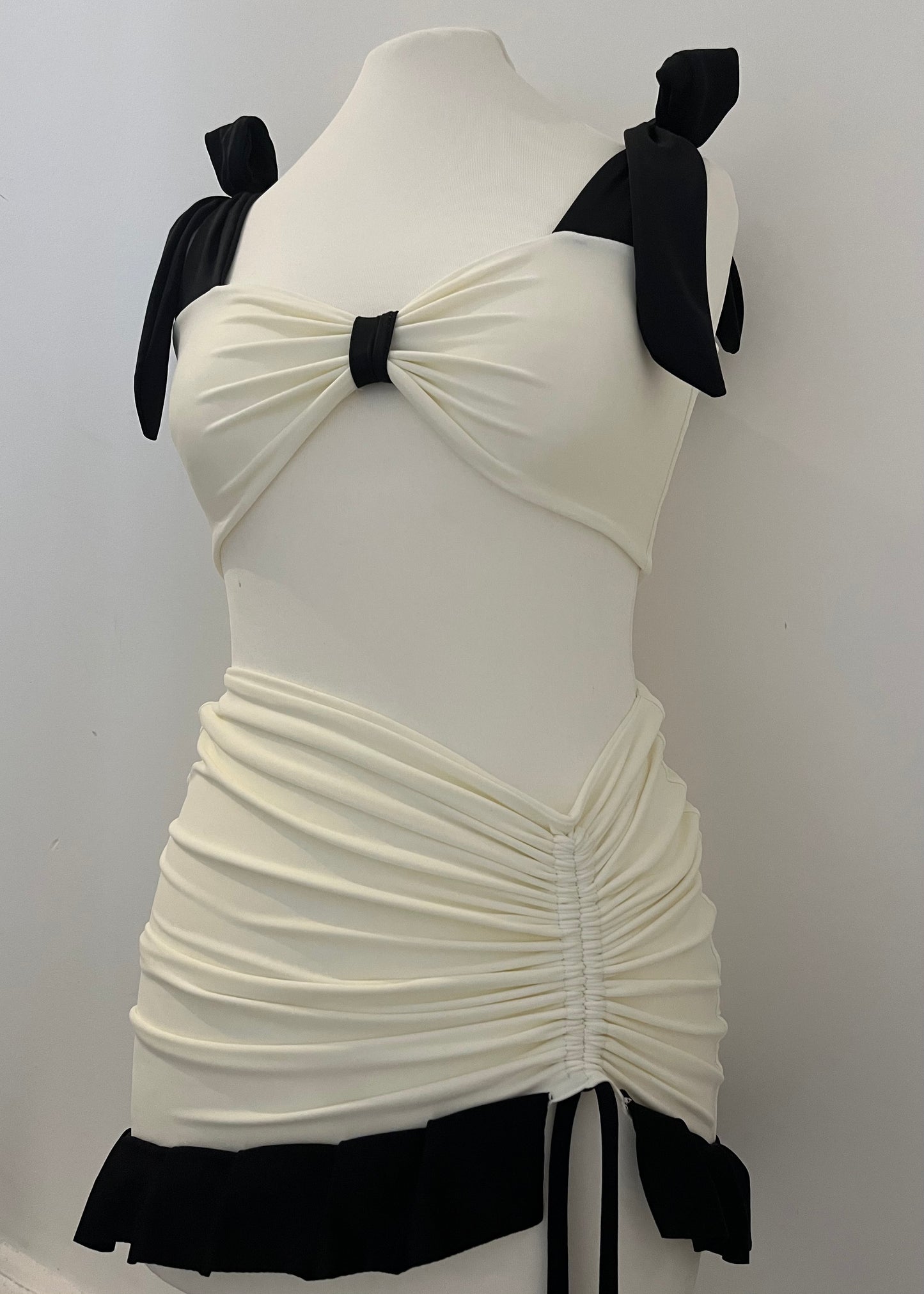 CREAM & BLACK FRILL CONTRAST SKIRT