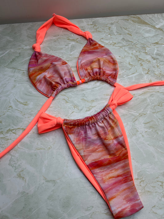 GOLDEN HOUR KNOT TRIANGLE SET ✨