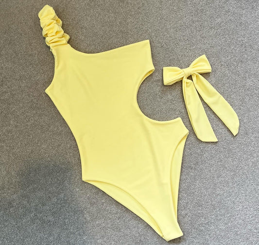 LEMON ONE SHOULDER SWIMSUIT