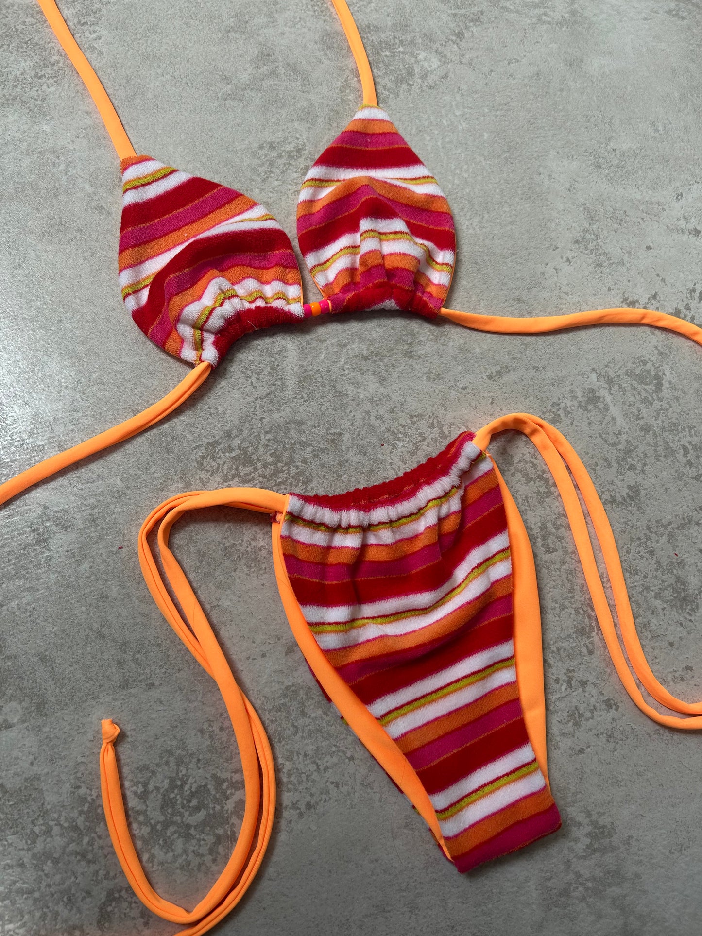 SUNNY STRIPE TRIANGLE TOWELLING SET